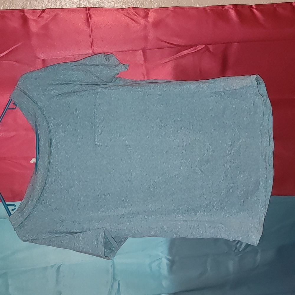 NWOT Short Sleeve baggy shirt - Picture 2 of 5